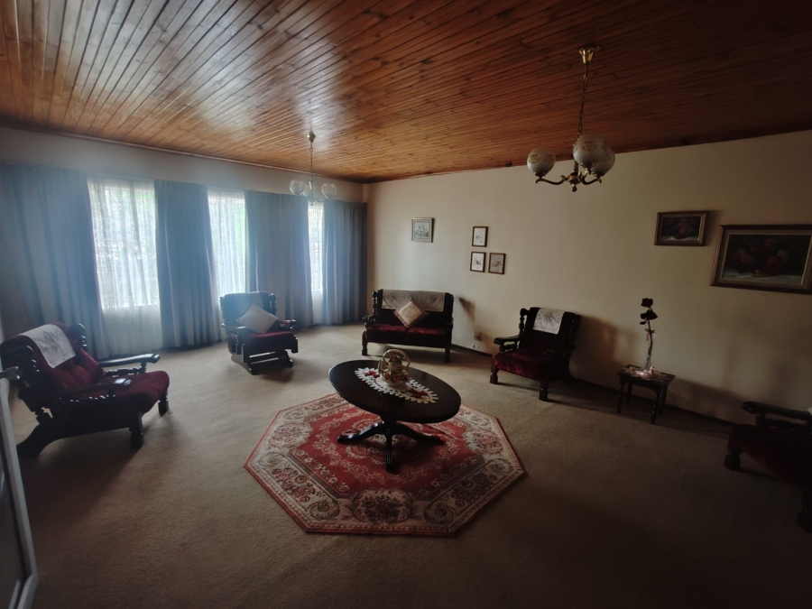 7 Bedroom Property for Sale in Despatch Central Eastern Cape